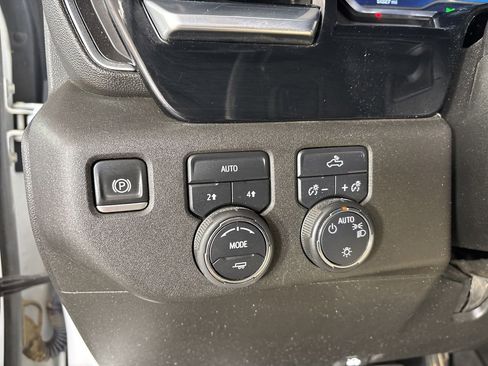 Used 2023 Chevrolet Silverado 1500 LT w/ Work Truck Package image 18