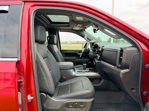Used 2023 Chevrolet Silverado 1500 LTZ w/ LTZ Premium Package AWD/4WD image 11