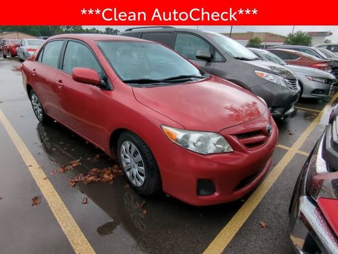 Used 2012 Toyota Corolla LE FWD image 3