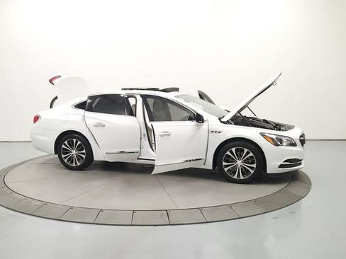 Used 2018 Buick LaCrosse Essence w/ Sun and Shade Package FWD image 17