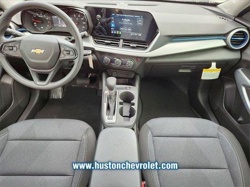 New 2026 Chevrolet Trax LS image 12