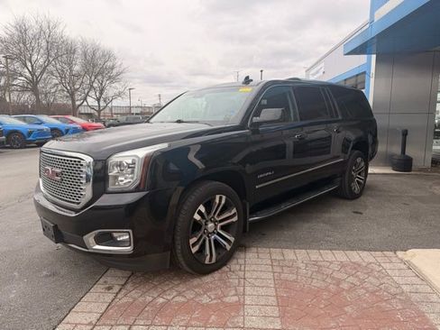 Used 2017 GMC Yukon XL Denali w/ Open Road Package image 3