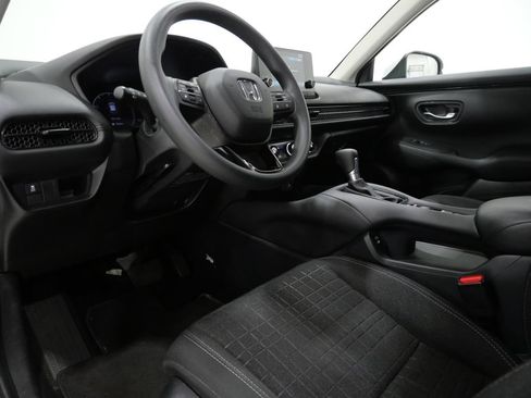 Used 2024 Honda HR-V LX image 11