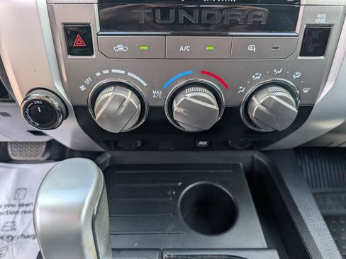Used 2019 Toyota Tundra SR5 w/ SR5 Upgrade Package AWD/4WD image 7