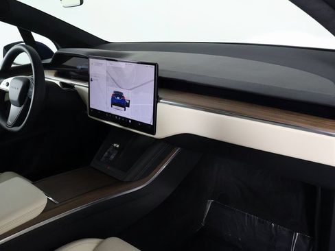 Used 2023 Tesla Model X AWD/4WD image 9