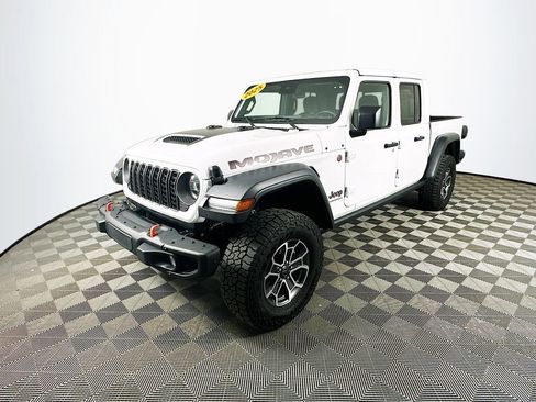 Certified 2025 Jeep Gladiator Mojave w/ Steel Bumper Group image 6