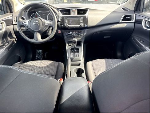 Used 2018 Nissan Sentra SV FWD image 13