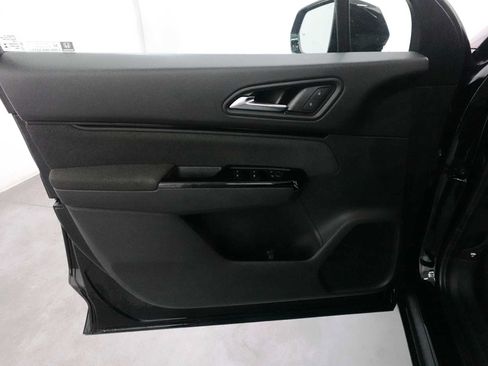 Used 2024 Honda Prologue EX image 10