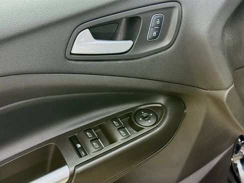 Used 2019 Ford Escape SEL AWD/4WD image 20
