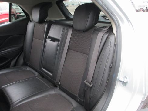 Used 2021 Buick Encore Preferred image 15