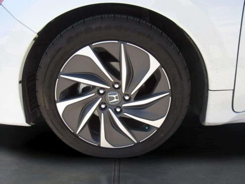 Used 2019 Honda Insight Touring image 5