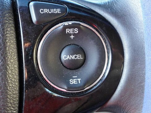Used 2017 Honda Accord EX-L image 39