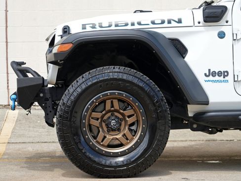Used 2022 Jeep Wrangler Unlimited Rubicon 4xe w/ Cold Weather Group AWD/4WD image 65