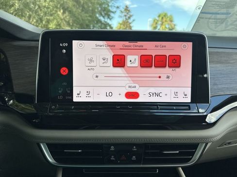 New 2026 Volkswagen Atlas SEL Premium R-Line image 19