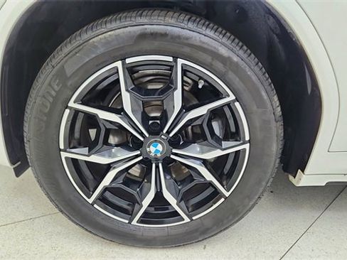 Used 2025 BMW X4 xDrive30i image 63
