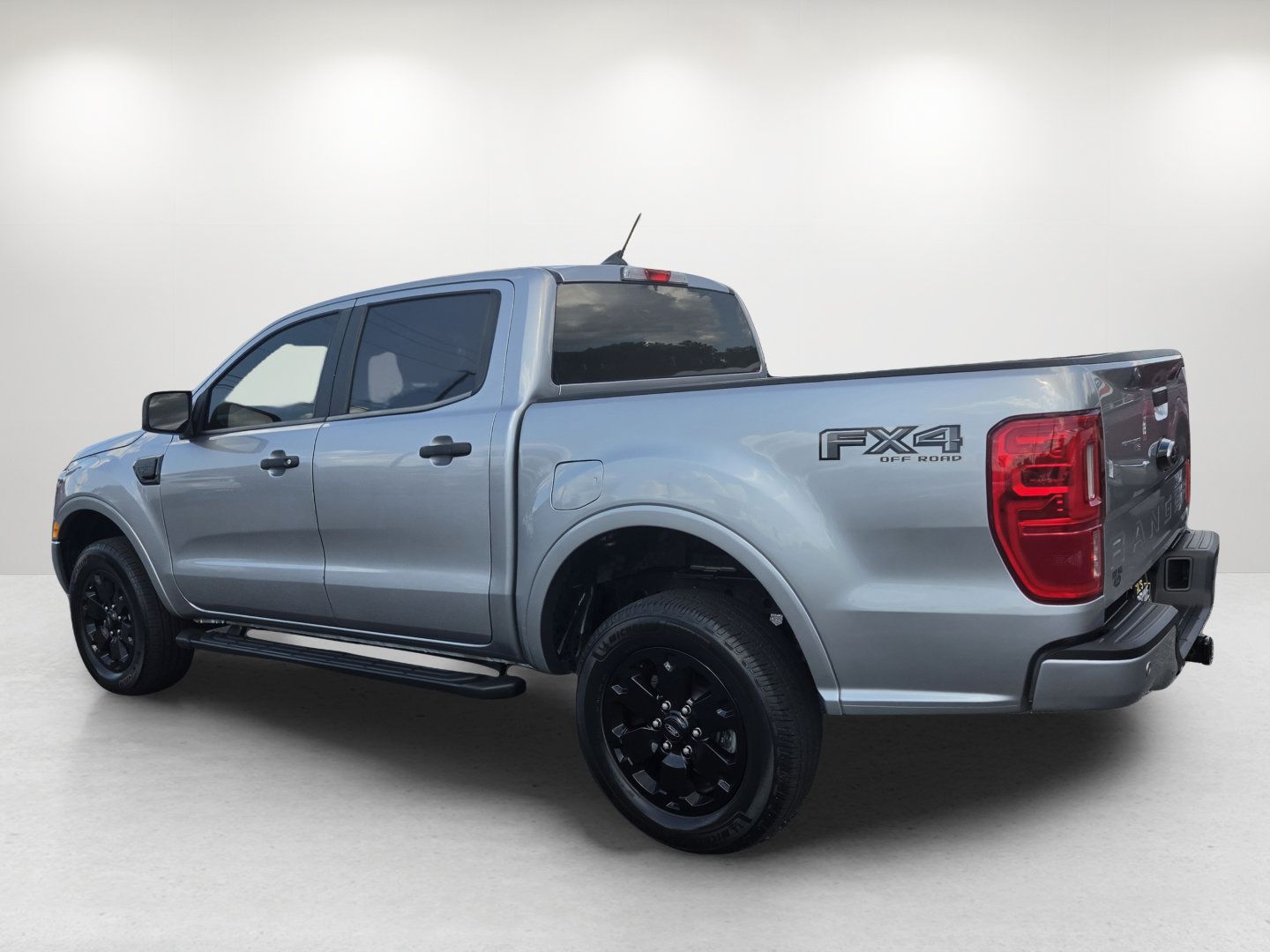 Used 2022 Ford Ranger XLT w/ Equipment Group 301A Mid AWD/4WD image 7