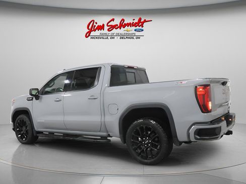 Used 2024 GMC Sierra 1500 Elevation w/ Elevation Premium Package AWD/4WD image 4