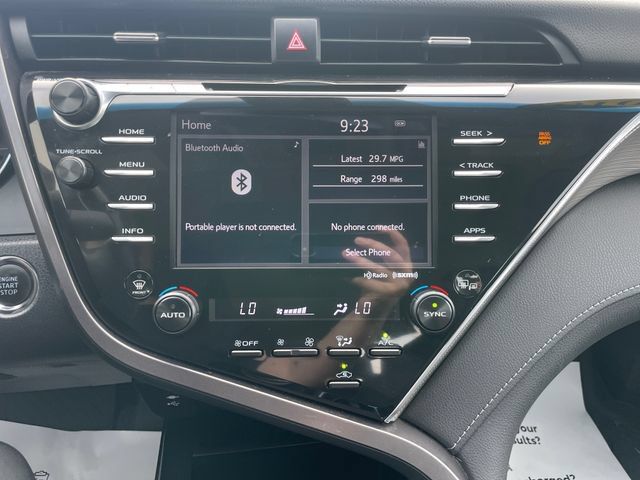 Used 2018 Toyota Camry SE w/ Audio Package FWD image 12