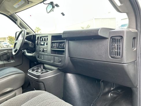 Used 2025 Chevrolet Express 2500 w/ Driver Convenience Package RWD image 14