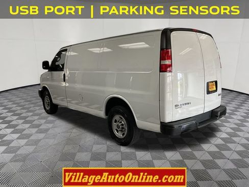 Used 2023 GMC Savana 3500 w/ Driver Convenience Package RWD image 2
