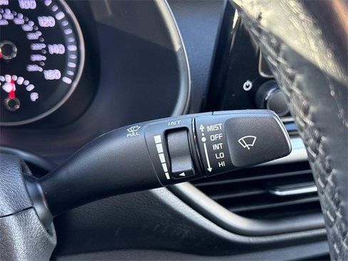Used 2023 Kia Forte GT-Line w/ GT-Line Technology Package image 25