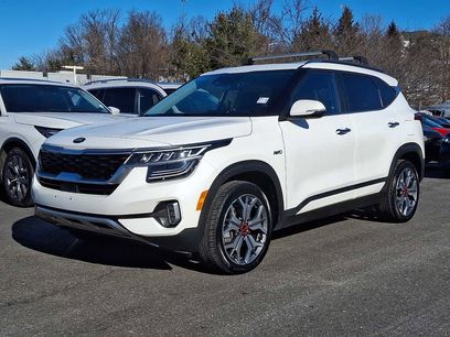 Used 2021 Kia Seltos SX w/ SX Sunroof Package