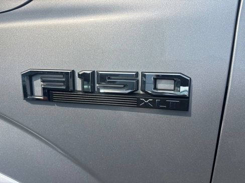 Used 2016 Ford F150 XLT w/ Equipment Group 302A Luxury AWD/4WD image 13