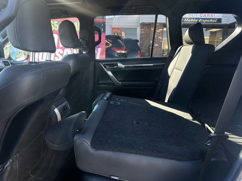 Used 2020 Lexus GX 460 Premium image 17