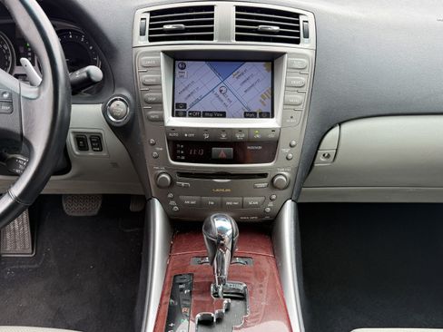 Used 2008 Lexus IS 250 image 10