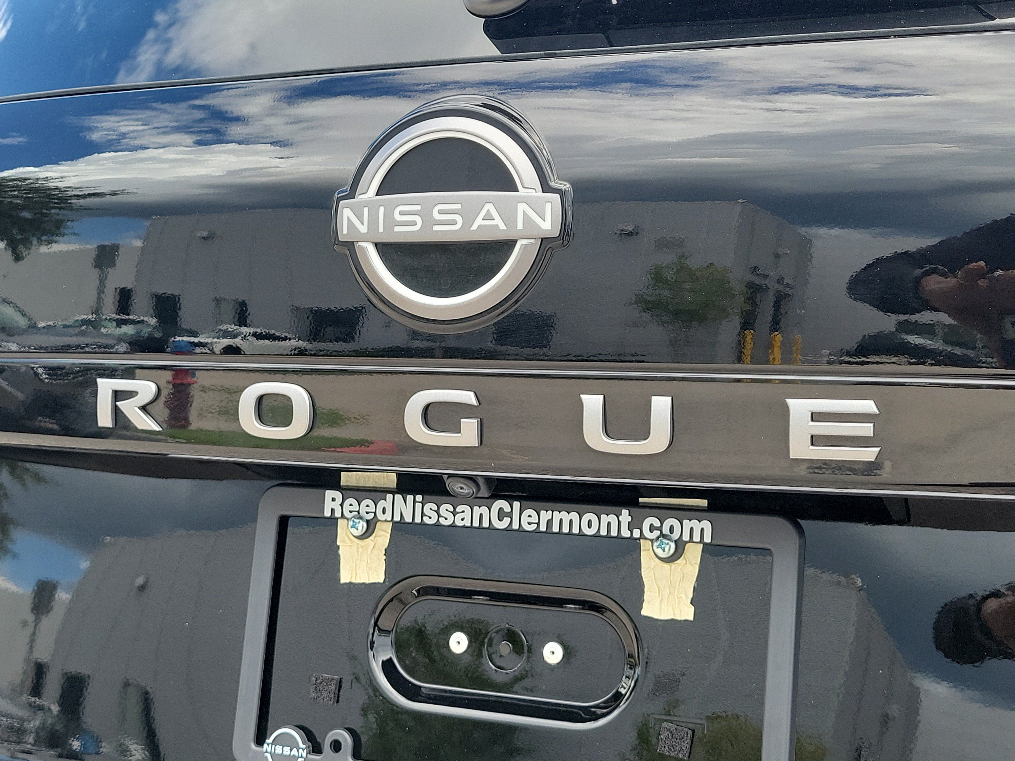 Certified 2026 Nissan Rogue SV w/ Cold Weather Package FWD image 10