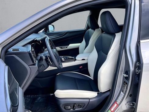 Used 2023 Lexus NX 250 FWD image 27