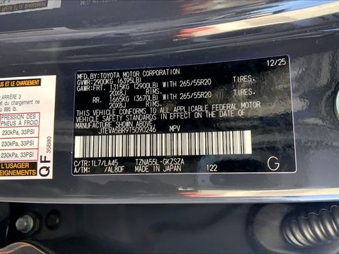 Used 2026 Toyota 4Runner Limited AWD/4WD image 37
