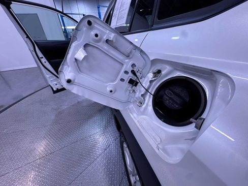 Used 2022 Toyota Corolla Cross LE w/ Moonroof Package FWD image 32