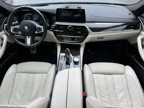 Used 2018 BMW 530e xDrive AWD/4WD image 23