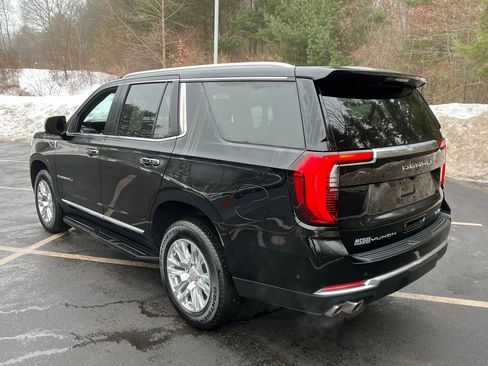 Used 2025 GMC Yukon Denali image 3