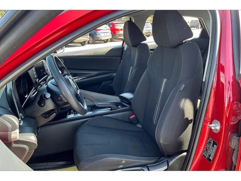 Used 2021 Hyundai Elantra SEL image 24