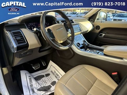 Used 2021 Land Rover Range Rover Sport HSE Silver Edition image 18
