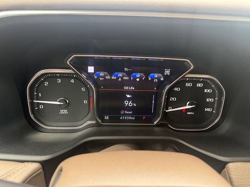 Used 2021 GMC Yukon XL Denali AWD/4WD image 24