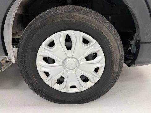 Used 2025 Ford Transit 250 Low Roof w/ Exterior Upgrade Package RWD image 15