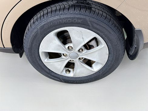 Used 2016 Kia Soul image 34