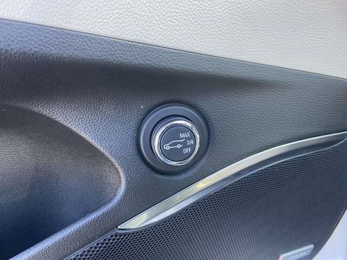 Certified 2024 Buick Enclave Avenir w/ Avenir Technology Package image 16