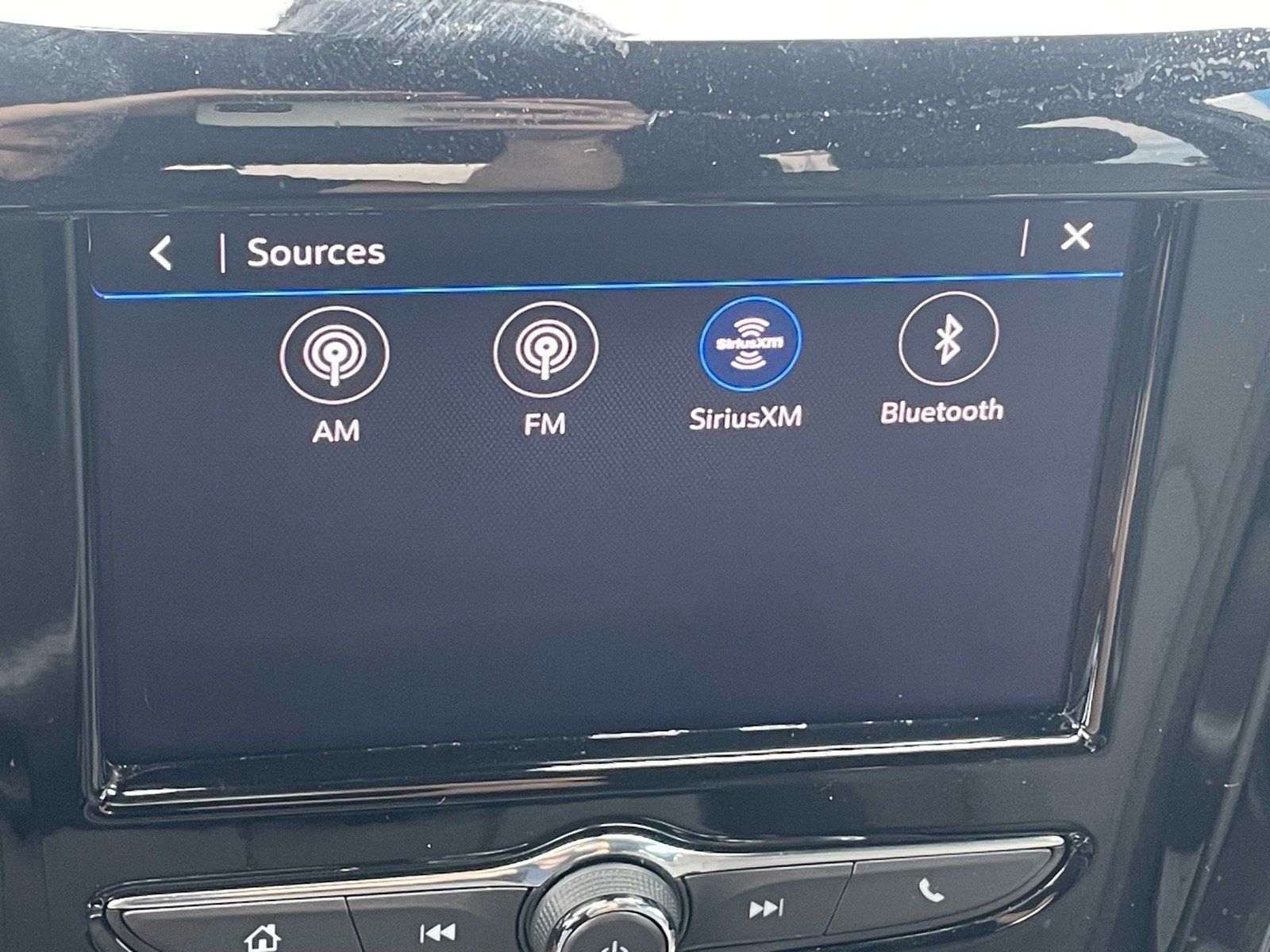 Used 2023 Chevrolet Traverse LT FWD image 15