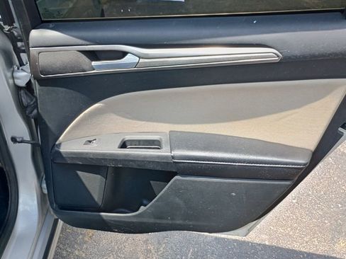 Used 2017 Ford Fusion S image 19