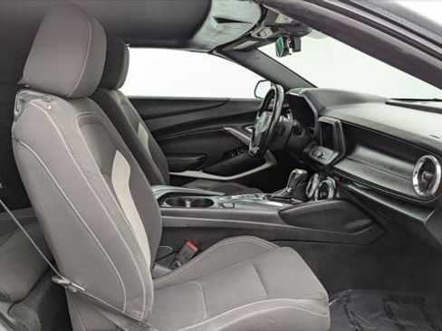 Used 2020 Chevrolet Camaro LT image 19