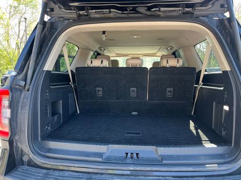 Used 2024 Ford Expedition Max Limited image 12