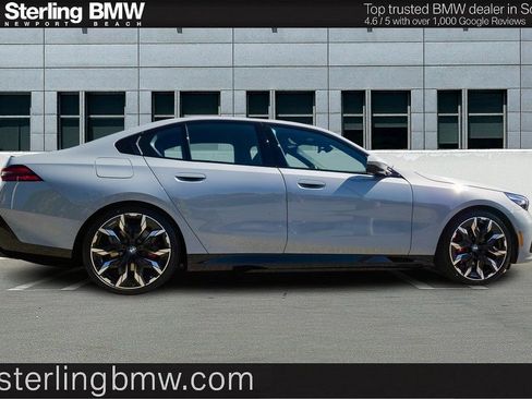 New 2026 BMW i5 eDrive40 w/ M Sport Package image 3
