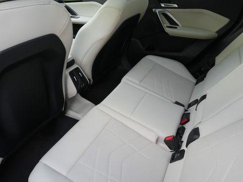 Used 2025 BMW X1 xDrive28i w/ Convenience Package AWD/4WD image 30