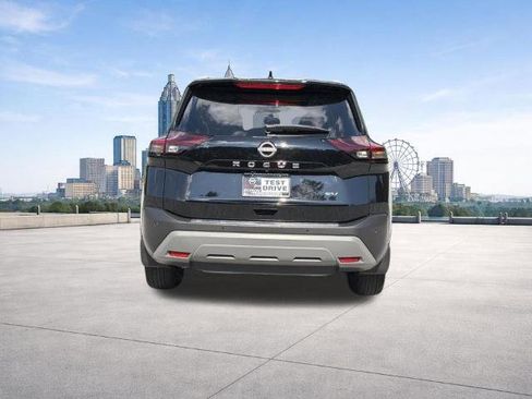 Certified 2023 Nissan Rogue SV w/ SV Premium B Package FWD image 24
