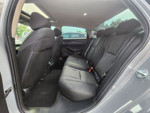 Used 2025 Honda Accord SE image 18