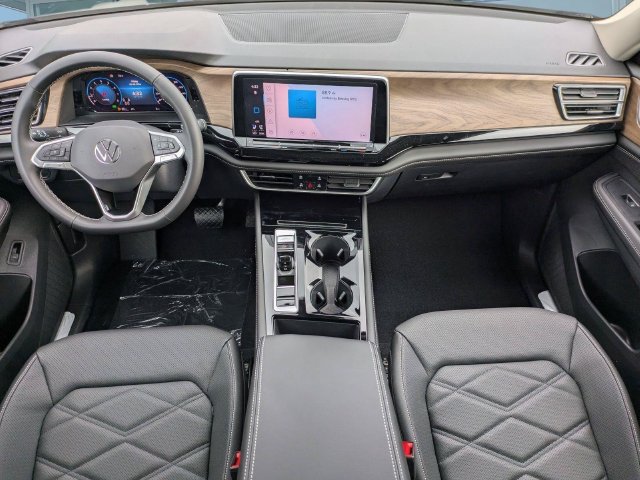 New 2026 Volkswagen Atlas SE FWD image 16